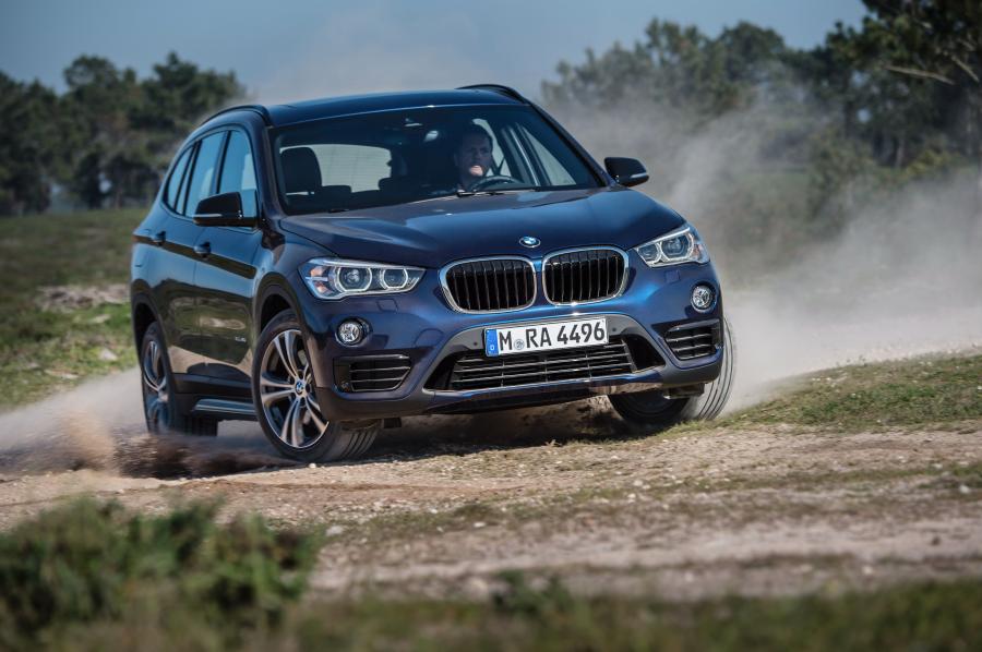  BMW X1 xDrive25i Sport Line 2015 года  (фото 3 из 36)